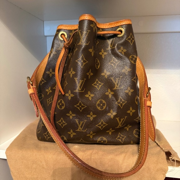 Vintage Classic Louis Vuitton Bucket Bag with Original Dust Bag - Picture 1 of 7